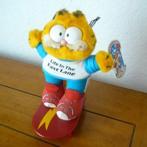 Vintage Garfield Skateboard Orig Tag Stuffed Toy